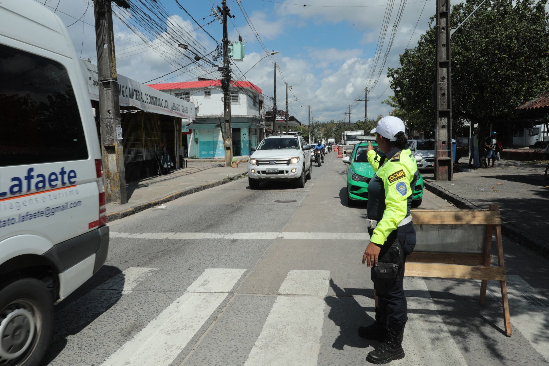 Voz do Leitor 05.08: PCR finaliza obra mas impede direito de ir e vir da população 