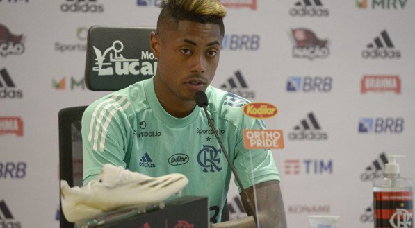 Atlético-MG tem acerto encaminhado com Bruno Henrique mas esbarra em negociação com o Flamengo