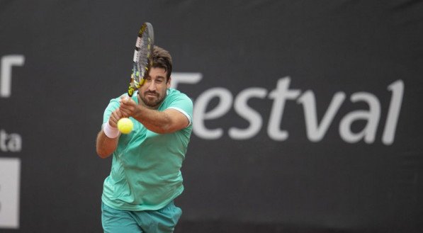 Orlando Luz, atleta da ADK Tennis, do Itamirim Clube de Campo, de Itajaí (SC), foi superado, neste sábado, na segunda rodada de duplas no Aberto da Austrália, o primeiro Grand Slam do ano de tênis, realizado em Melbourne, na Austrália. Orlando Luz, atual número três do país e 66º do mundo (seu melhor ranking) e [&amp;#8230;]