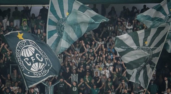 A venda começou nesta terça e os preços variam de R$150 à R$350. O Coxa fez promoção ao seu torcedor exclusivamente para o clássico.