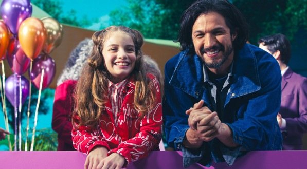 Ana Carolina Leite e Rômulo Estrela no filme Perfekta
