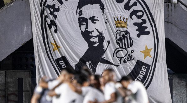 Jogadores do Santos reunidos antes do clássico contra o Palmeiras