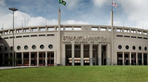 Imagem da entrada principal do Mercado Livre Arena Pacaembu

