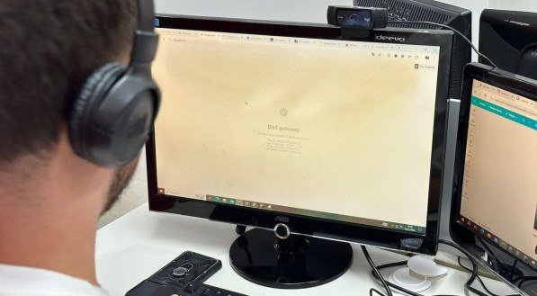 Usuários relatam dificuldade para acessar a plataforma