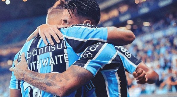 Braithwaite, Pavón, Monsalve e Edenílson marcaram e carimbaram a vitória do Tricolor por 4 a 0