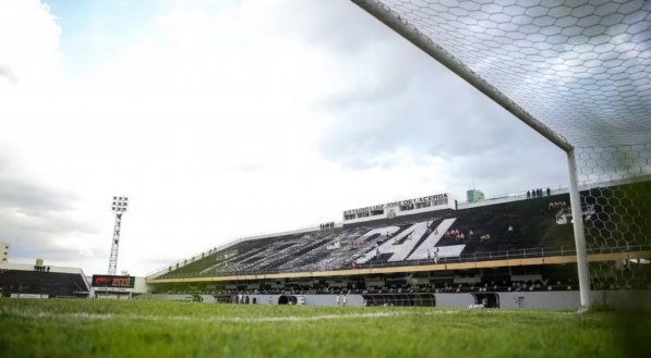 Lacerdão, em Caruaru, prestes a receber Central x Sport