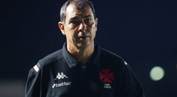 Após o jogo, Carille analisou a atuação da equipe e destacou pontos positivos, como a evolução tática e a resposta de todo o elenco.