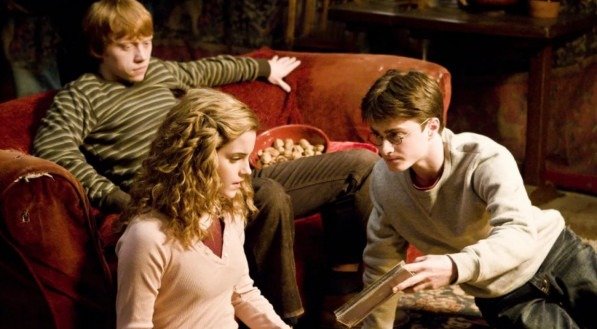 Mergulho no mundo mágico: Por onde começar a ler Harry Potter?