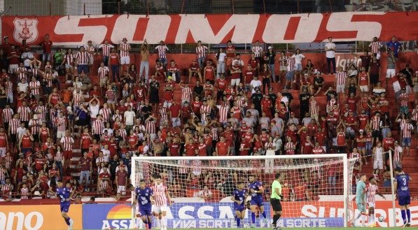 O Náutico venceu por 2x0 o Maguary, nesta quinta-feira (30), nos Aflitos. O duelo foi váldo pela 5ª rodada do Campeonato Pernambucano.