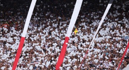 O Santa Cruz venceu por 1x0 o Sport, neste sábado (1º), no estádio do Arruda. O duelo foi válido pela 6ª rodada do Campeonato Pernambucano.