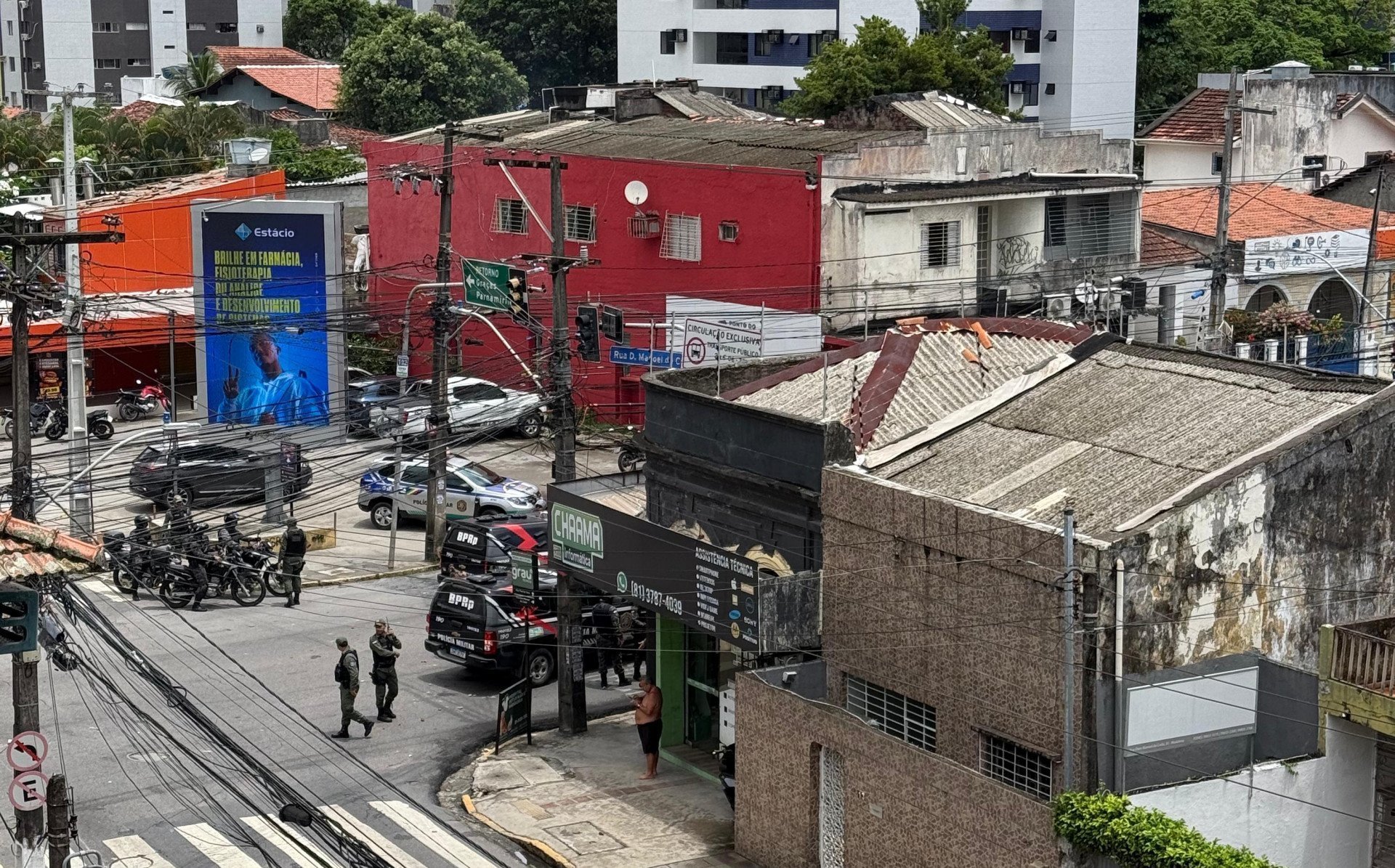 Imagem de briga no bairro da Torre, antes de Santa Cruz x Sport no dia 1&ordm; de fevereiro