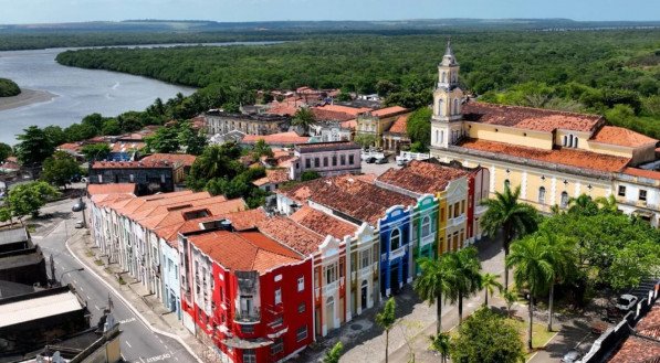 João Pessoa proporciona uma verdadeira viagem no tempo (Imagem: ByDroneVideos | Shutterstock)