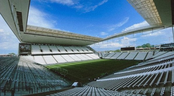 O Corinthians divulgou as informações para a compra de ingressos para o jogo contra o São Bernardo, no domingo, às 20h30, na Neo Química Arena em São Paulo.