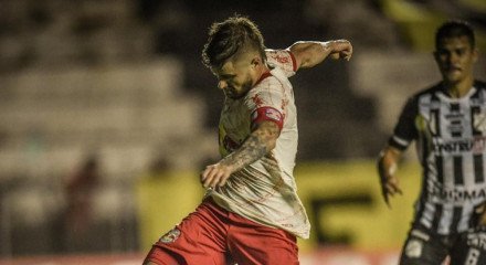 Eduardo Sasha lamenta momento da equipe: ‘Manter a cabeça boa’