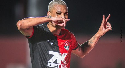 O Vitória derrotou o Sousa-PB por 1x0 nesta terça-feira (4), pela segunda rodada da Copa do Nordeste.