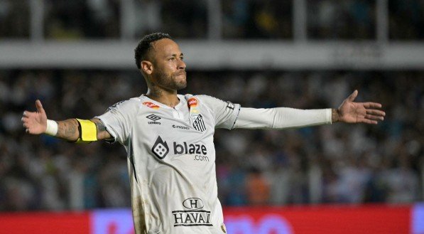 Neymar está de volta ao Santos