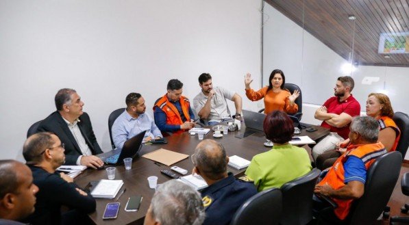 A prefeita de Igarassu Elcione Ramos convocou o Comitê de Enfrentamento da Chuva para avaliar a situação