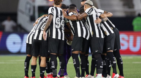 O Alvinegro é apenas o sétimo colocado e precisa vencer para encostar no G-4