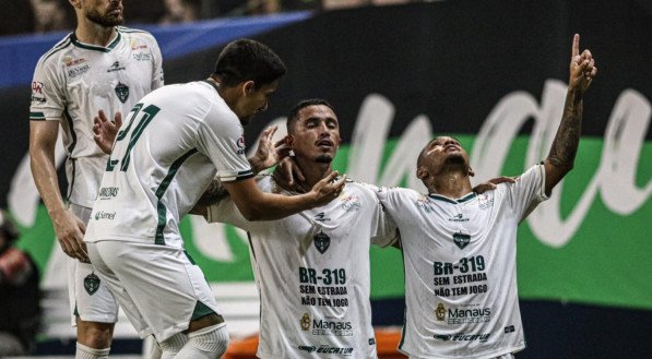 Em jogo válido pelas oitavas de final da Copa Verde, o Manaus recebeu o Águia de Marabá em casa e venceu, de virada, por 3x2.
