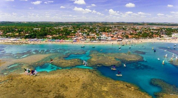 Pernambuco &eacute; um dos principais destinos tur&iacute;sticos do Brasil