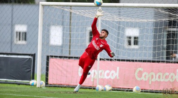 Quarteto estava suspenso por conta da briga generalizada no Athletiba e ficam disponível para o jogo de domingo (9) contra o Maringá.