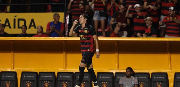 Pablo estreia, marca duas vezes e Sport goleia o Maguary na Ilha do Retiro