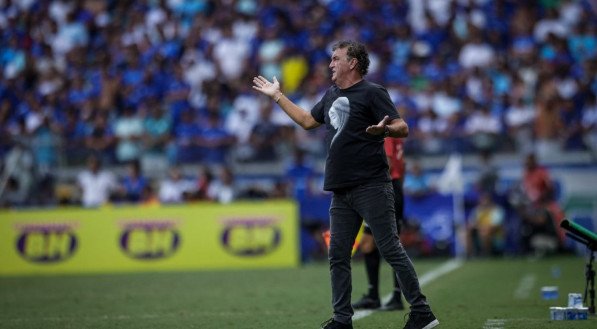 Cuca celebra vitória importante do Atlético-MG no clássico : ‘precisamos comemorar muito essa vitória’