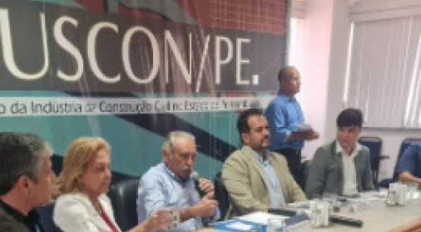 Recife busca imprimir novo ritmo para obras habitacionais na cidade, segundo Felipe Cury