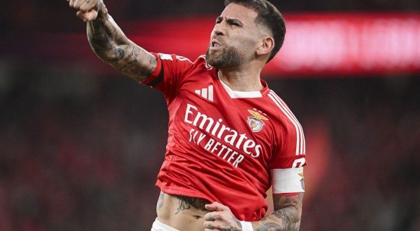 Otamendi, defensor do Benfica