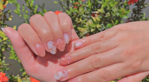 Imagem de unhas decoradas!