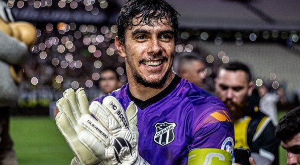 O goleiro de 33 anos teve o seu vínculo com o Vozão renova até o fim de 2026. Ele trata de uma lesão no tendão de Aquiles desde novembro do ano passado.