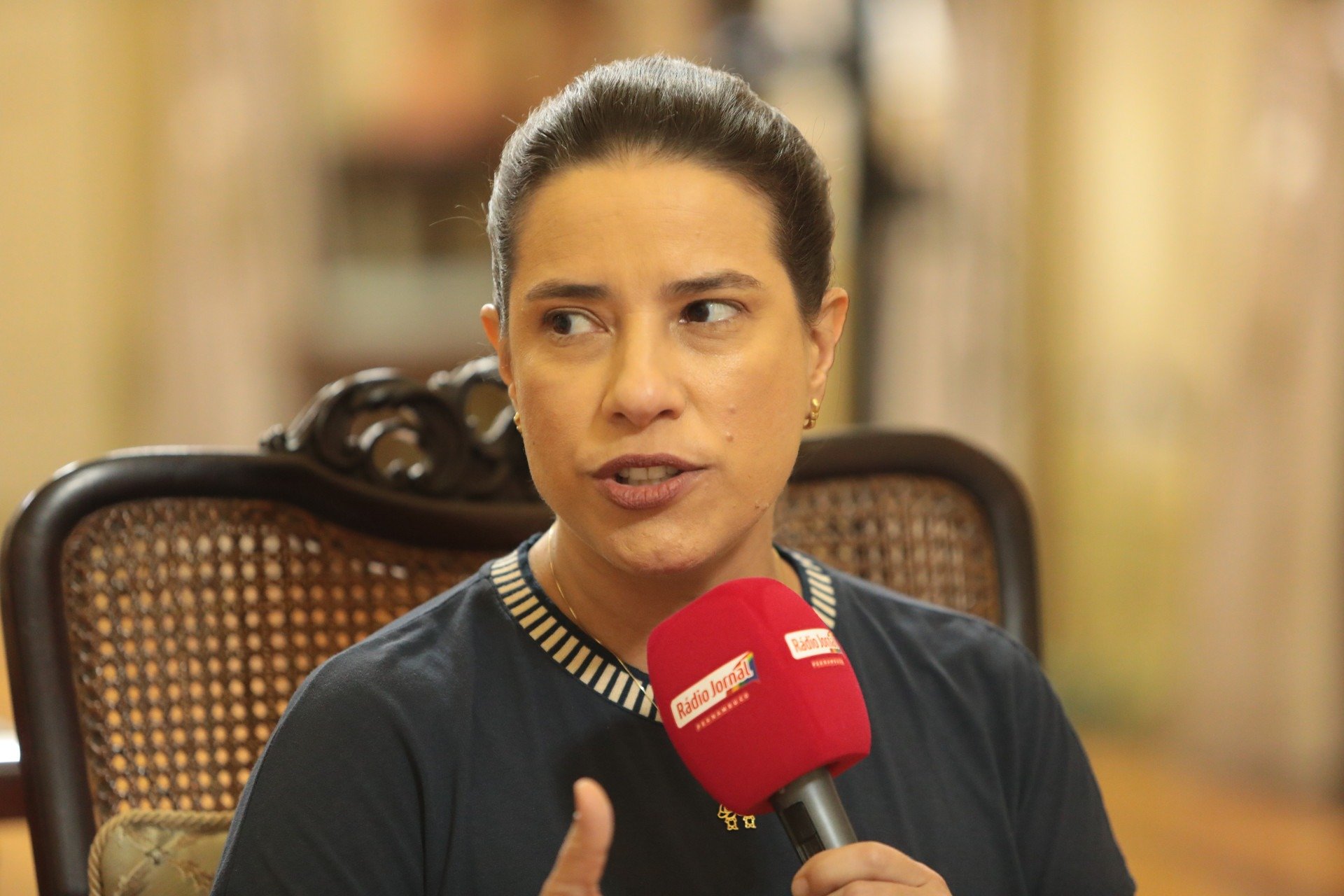 Raquel Lyra est&aacute; confiante na aprova&ccedil;&atilde;o do empr&eacute;stimo, mas faz ressalva sobre divis&atilde;o de recursos