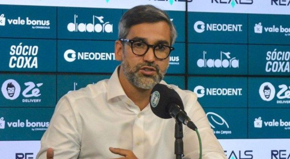 Em nota, o Coxa comunicou a saída do dirigente nesta quinta (13), que agora irá comandar a Liga Forte União (LFU) da qual o clube faz parte.
