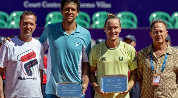 Brasileiros foram superados por argentino e francês na decisão deste domingo