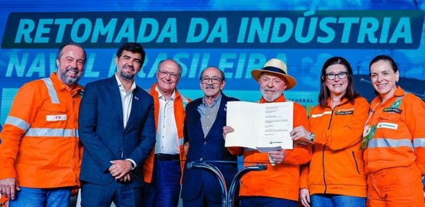 Retomada da Indústria Naval Brasileira vai fazer navio pequeno e modernizar plataformas antigas da Petrobras Retomada da Indústria Naval Brasileira vai fazer navio pequeno e modernizar plataformas antigas da Petrobras