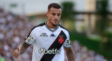 Philippe Coutinho concentrado durante o jogo do Vasco