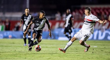 Jogador deu assistência para Arthur marcar o primeiro gol da Macaca na vitória por 2 a 1 sobre o Tricolor