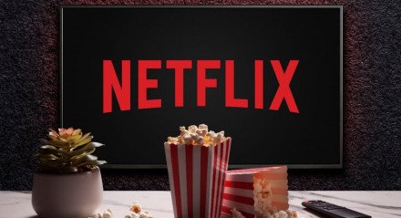 As estreias da Netflix em março estão cheias de histórias que vão prender sua atenção do início ao fim (Imagem: Vantage_DS | Shutterstock)