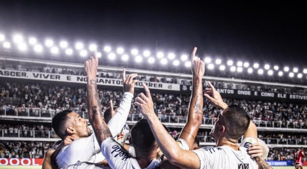 O Santos venceu o Noroeste por 3 a 0 na Vila Belmiro, com destaque para Guilherme, artilheiro do Paulistão, que marcou seu 10º gol no campeonato. A vitória consolida o time na liderança do Grupo B e o deixa próximo de avançar às quartas de final.  