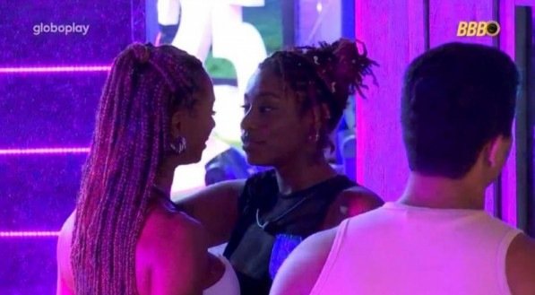 Imagem de Aline e Thamiris no BBB 25