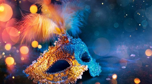 Além das festas, o Carnaval traz desafios espirituais (Imagem: Romolo Tavani | Shutterstock) 