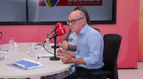 Cada cidade age por conta própria, ignorando fazer parte de um conjunto maior", diz especialista sobre a RMR