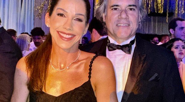 Vanessa e Silvio Pontual prestígio na festa de Cris Lemos