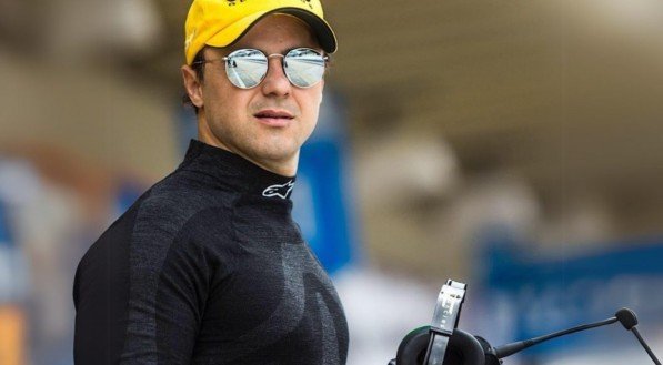Felipe Massa segue na luta judicial para ser reconhecido como campeão da Fórmula 1 em 2008. A Corte Inglesa agendou audiências para outubro, com FIA, FOM e Bernie Ecclestone. O brasileiro busca justiça e uma preocupação milionária pelo impacto na carreira.