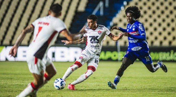 O Rubro-Negro volta a entrar em campo neste sábado (1), às 18h (de Brasília), diante do Atlético de Alagoinhas, pela semifinal do Baiano.