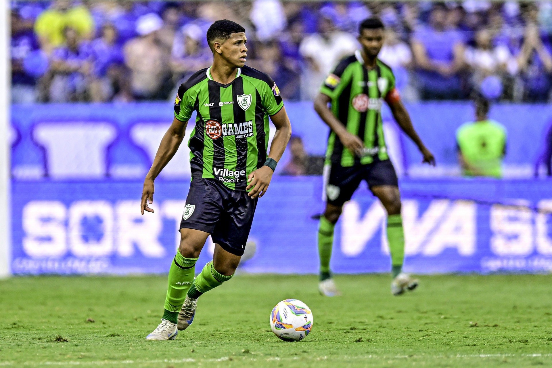 América-MG x Volta Redonda: onde assistir ao vivo, horário e escalações