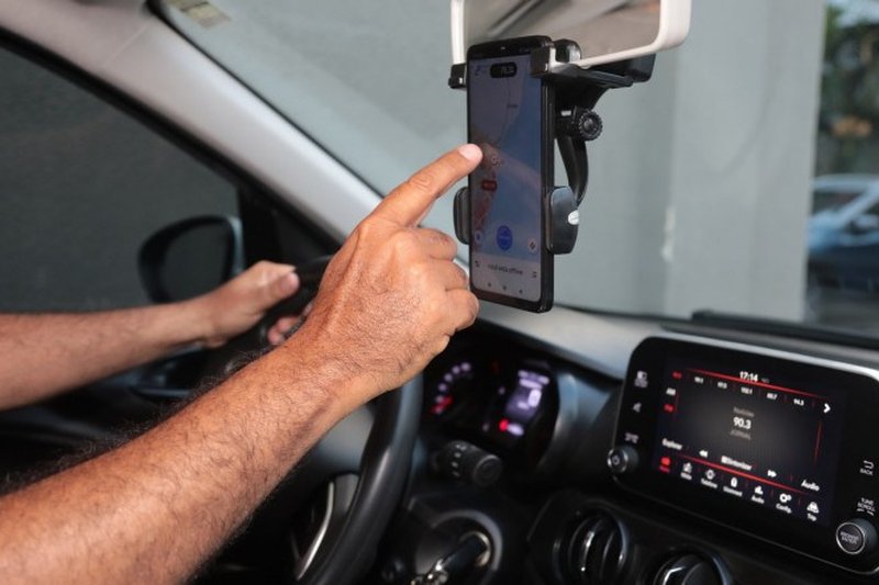 Em Recife, a gasolina consome mais de 30% do faturamento bruto dos motoristas de aplicativo.