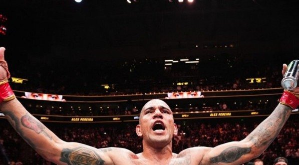 Neste sábado (8), Alex Poatan e Magomed Ankalaev finalmente entrarão em ação no octógono no UFC 313, lutando pelo cinturão dos meio-pesado