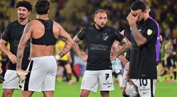 Corinthians foi derrotado por 3 x 0 pelo Barcelona de Guayaquil