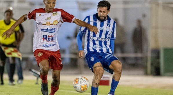 Em duelo pela 5ª rodada da Copa do Nordeste nesta quarta (5), o Azulão esteve na frente por duas vezes, mas o Cancão foi buscar o empate no Adauto Moraes.